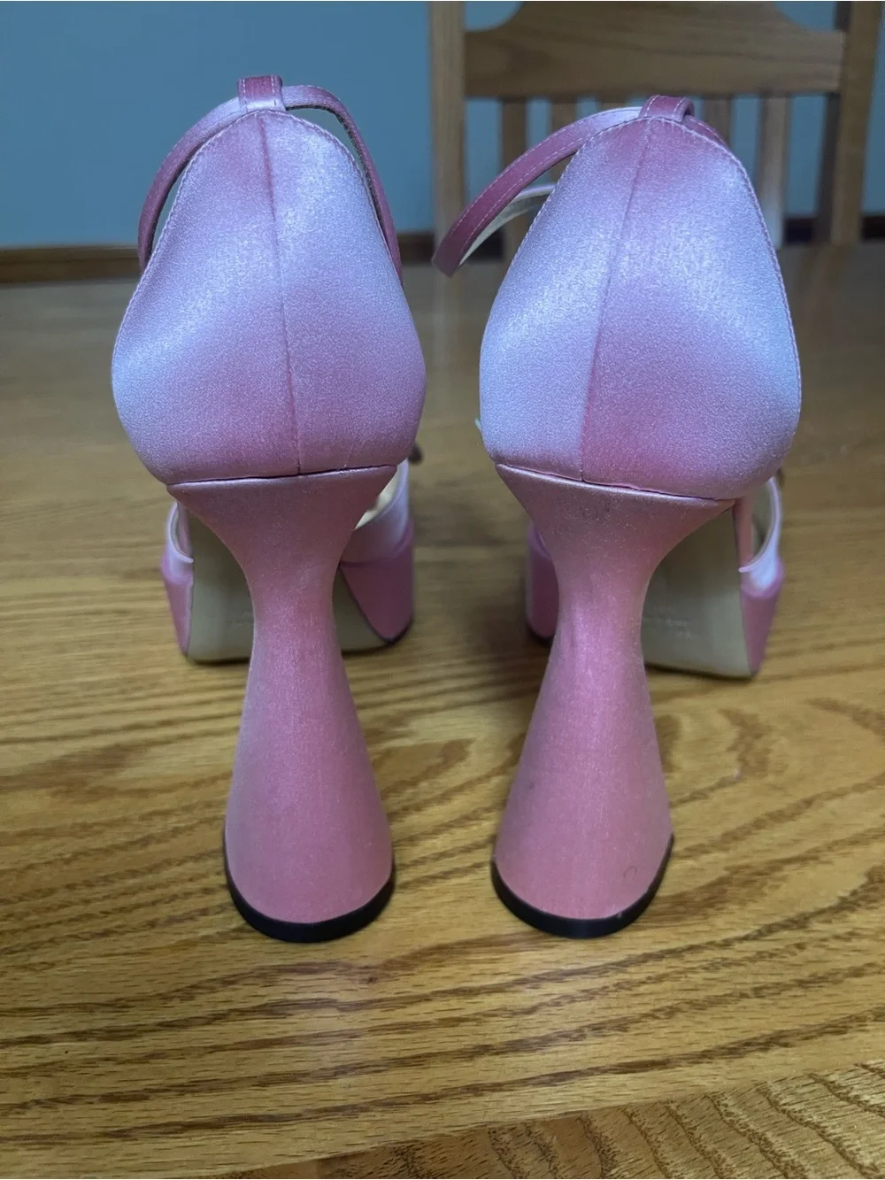 Mach & Mach Double Bow Pink Satin Platform Pumps size 38 1/2 Retail $1120